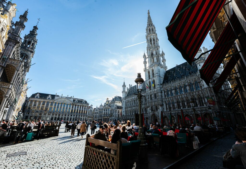 Brussels to crack down on 'corona terraces' in city centre