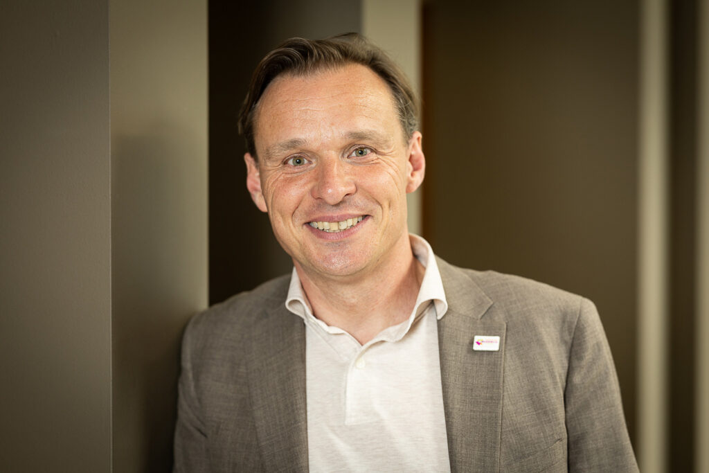 Education expert warns against separating students