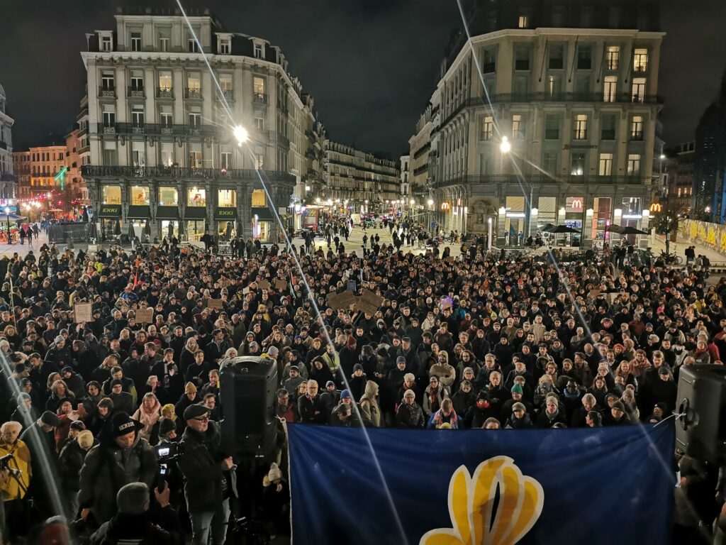 Possible white smoke from Brussels Government conclave on Thursday