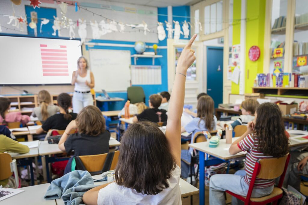 Over 8,000 Dutch-speaking schoolchildren forced to repeat school year