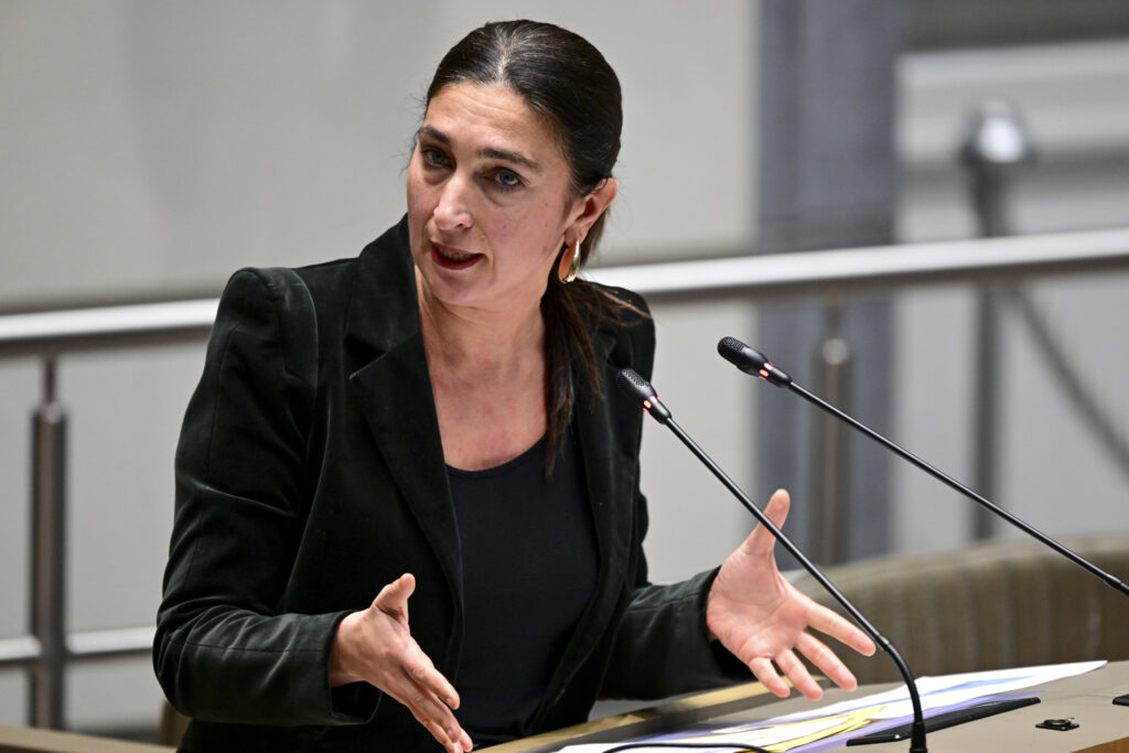 Flanders victim support program launches stalker GPS tracking project