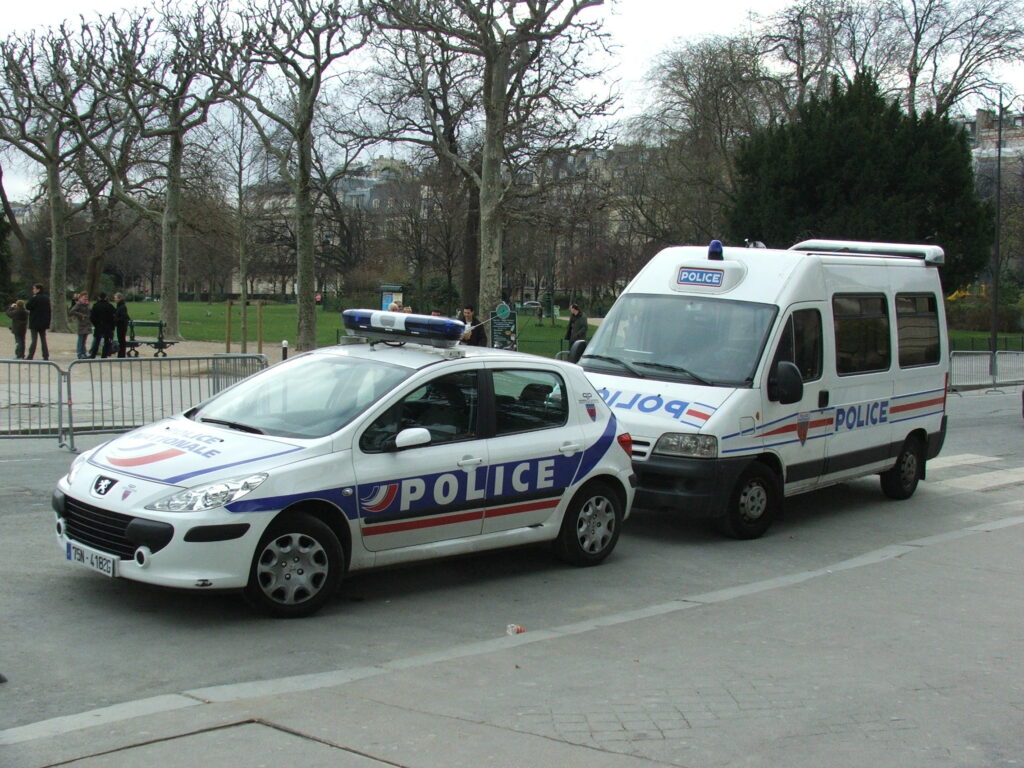 Bomb threat at French radical left party headquarters in Paris