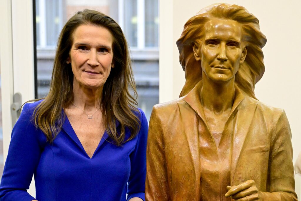 PS, PTB, N-VA are voters' favourites in Wallonia, Brussels, Flanders, poll shows