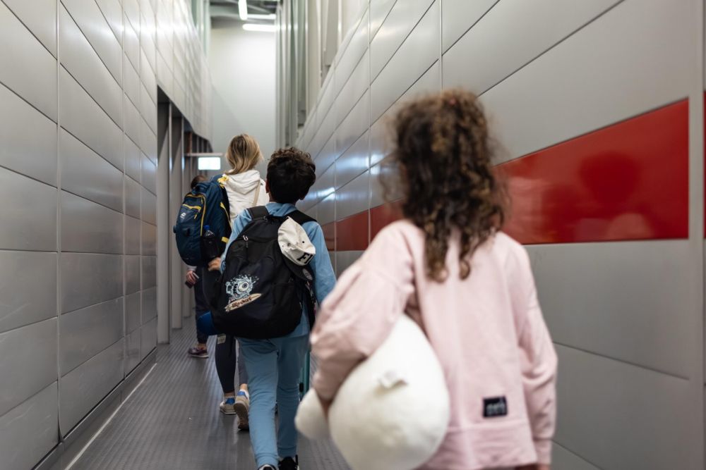 Over 8,000 returned from Middle East as EU steps in