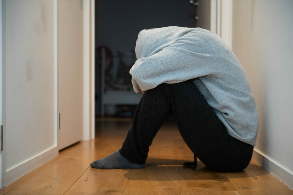 The loneliness paradox of Brussels: a growing mental health challenge