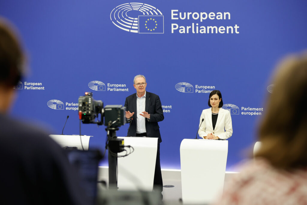 Protect EU media and creatives from generative AI, says European Parliament
