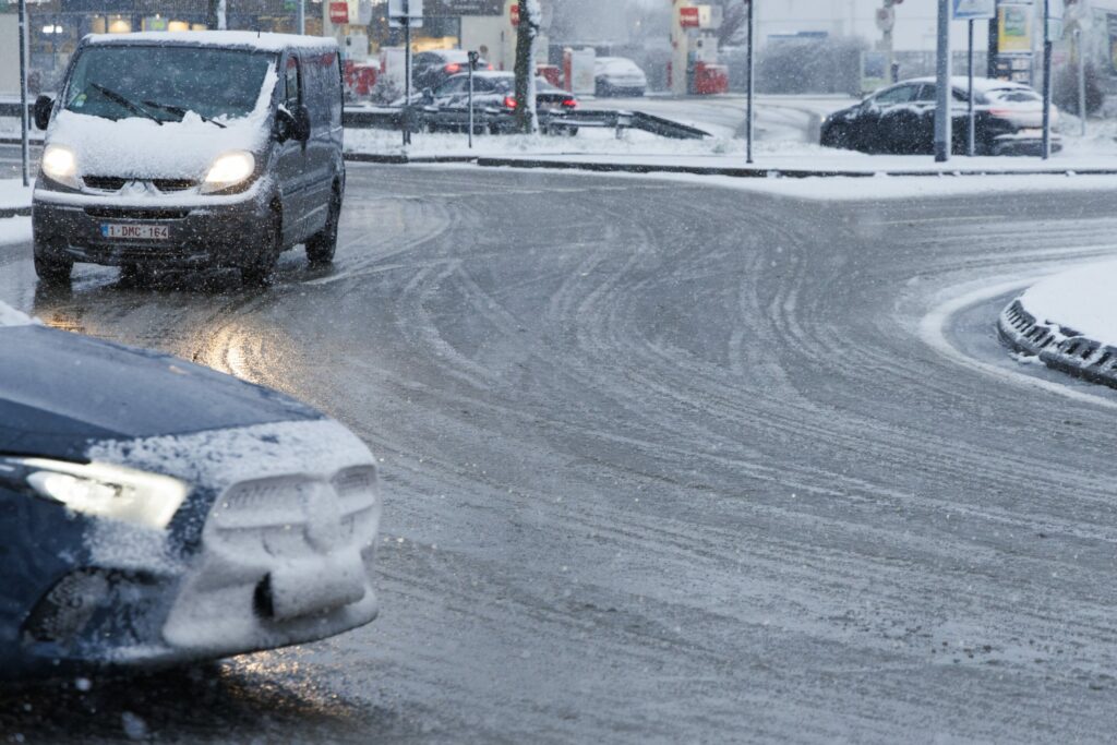 Alert for slippery roads still in place on Friday after freezing fog forecast