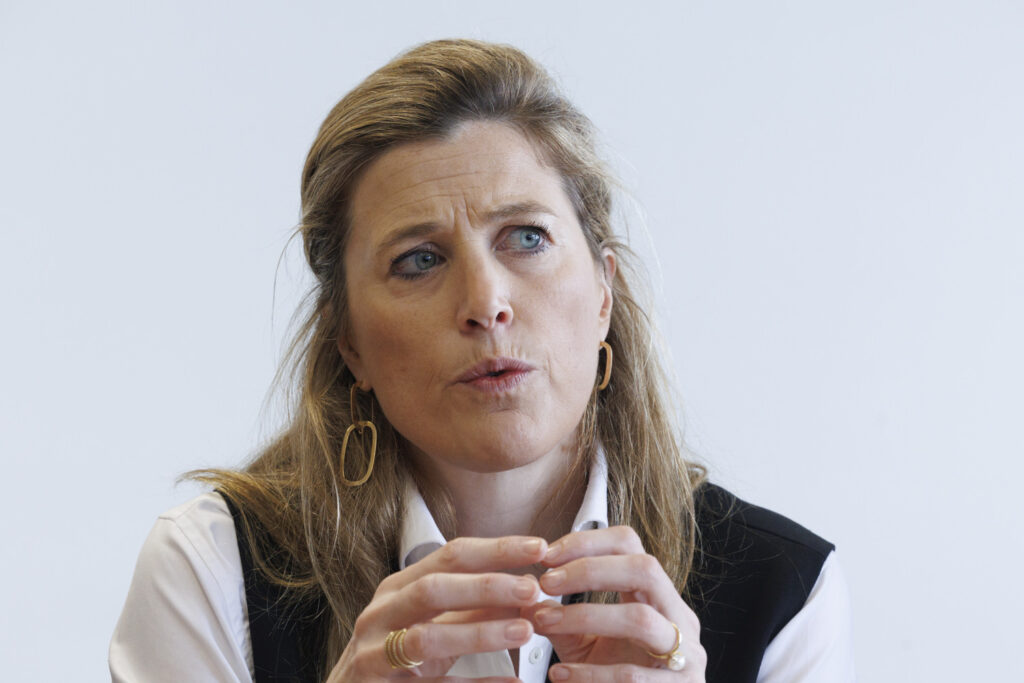 Justice Minister defends her handling of failed police digitisation project