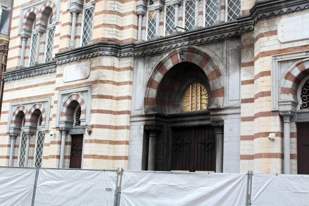 Four arrested after synagogue blast in Rotterdam as possible Liège link investigated