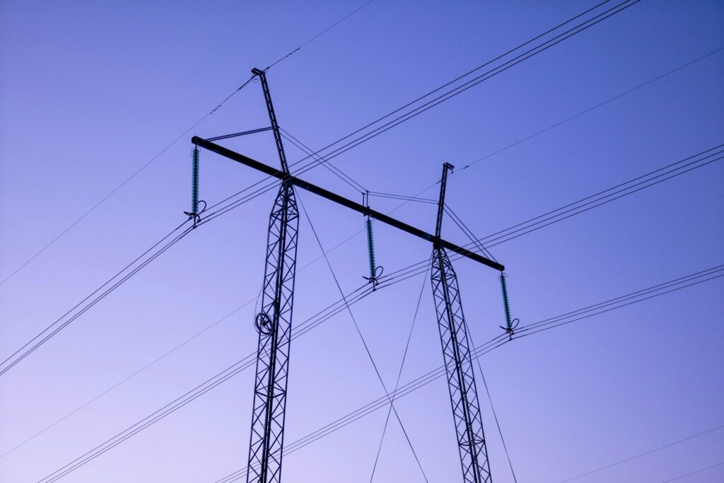 EU urged to revamp power grids as regions demand larger role