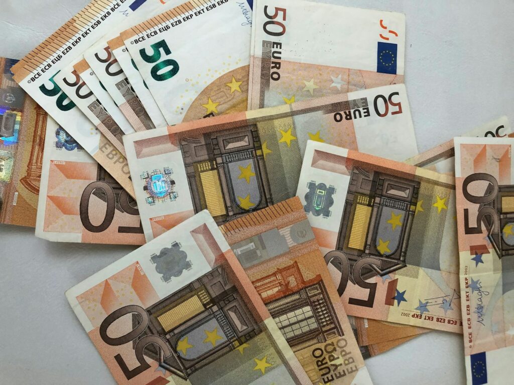 EU minimum wage rates span €620 to €2,704 monthly