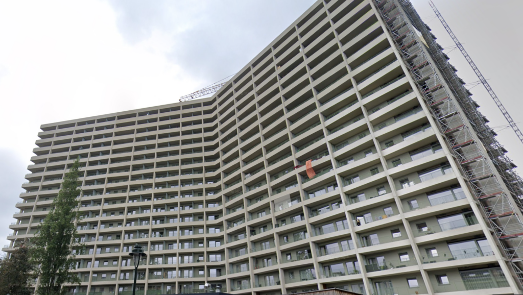 Five people hospitalised after fire at Anderlecht block of flats