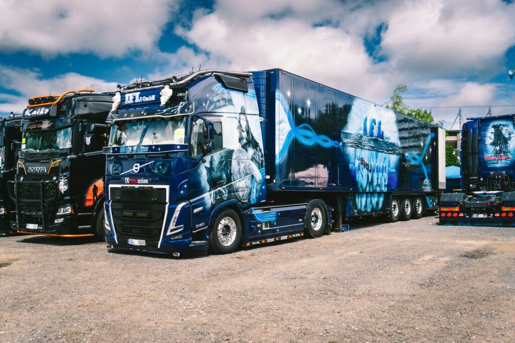 EU relaxes heavy-duty vehicles' CO2 limits while holding firm on 2030 targets