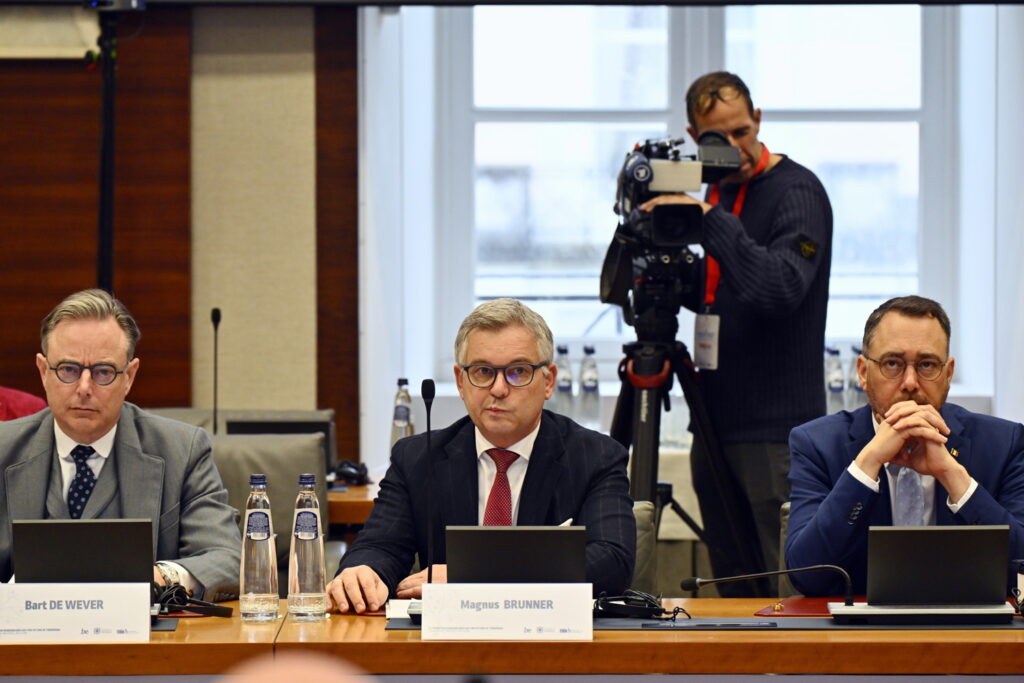 PM De Wever gives speech on Brussels terrorism victims remembrance ceremony
