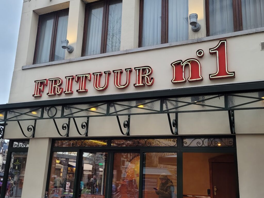 Owner of beloved Antwerp's Frituur N°1 keeps over €1 million off books
