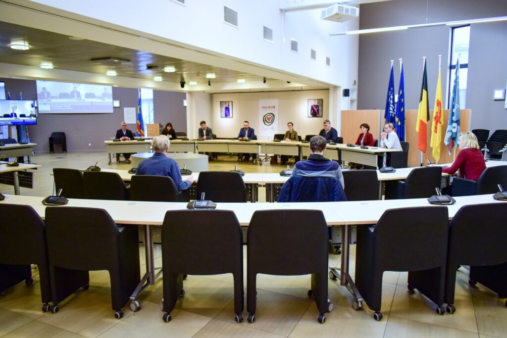 Namur Council meeting halted by discord over Lebanon support motion