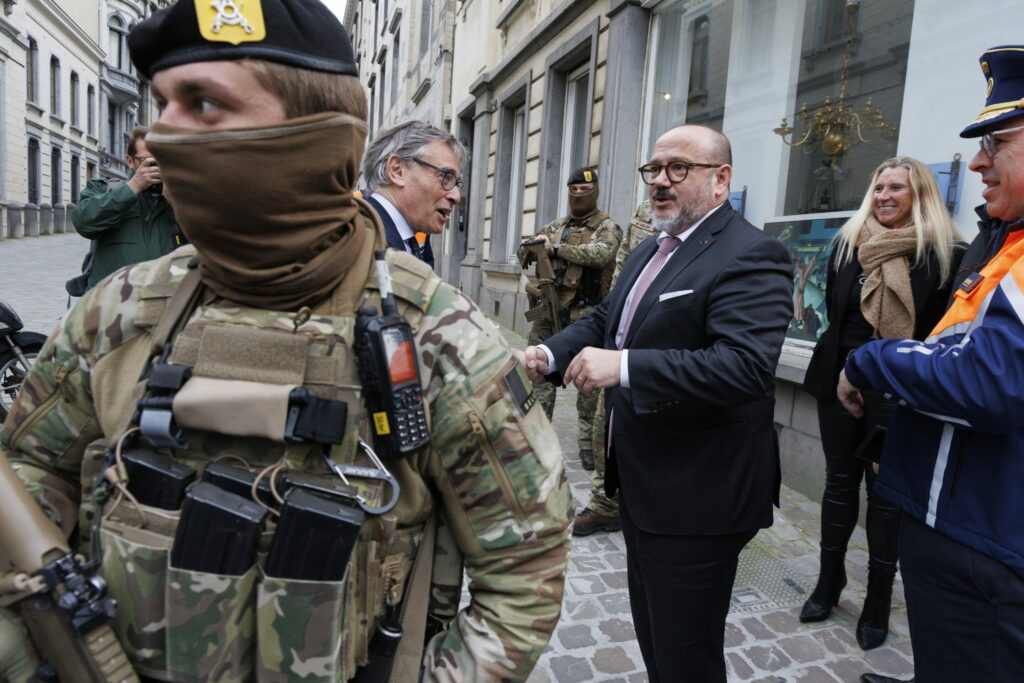 'Emergency kit': Belgians advised to have enough supplies to last 72 hours