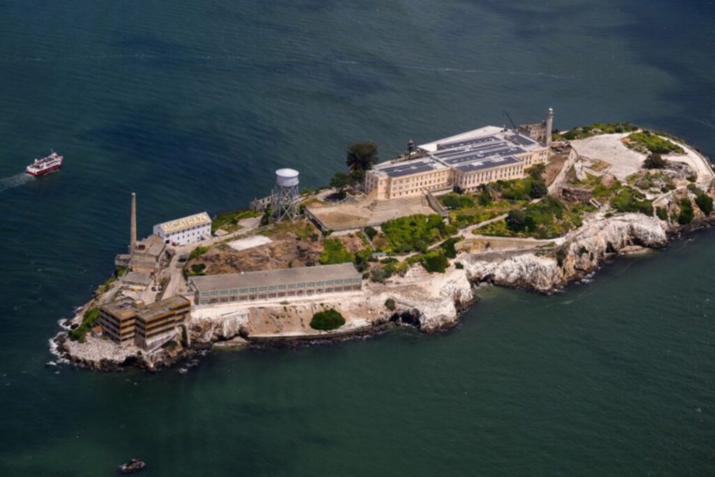 Trump plans to spend over hundred million dollars on reopening infamous Alcatraz prison