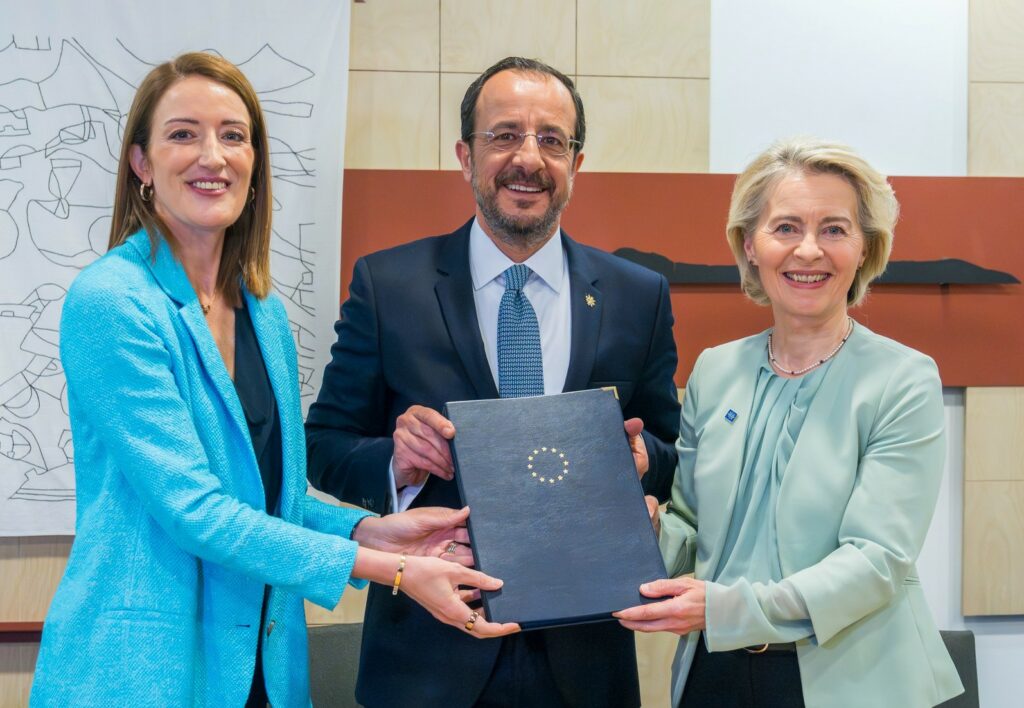 EU leaders announce joint roadmap aiming to unify markets by 2027