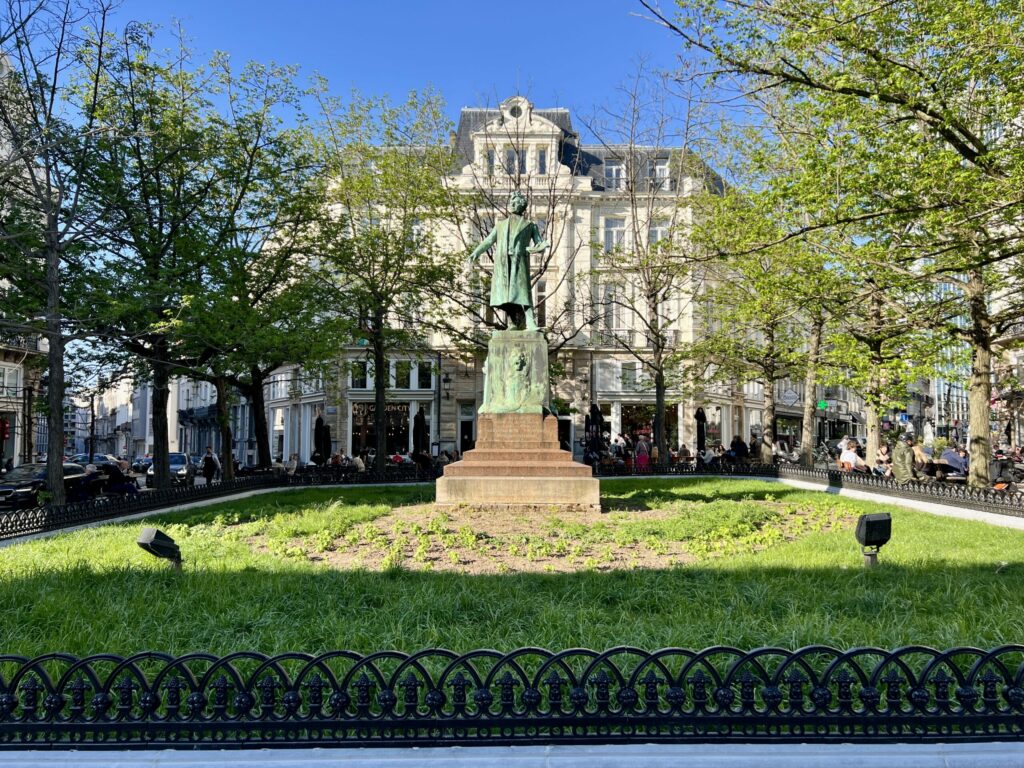 Brussels unveils newly restored city centre square after years of renovation