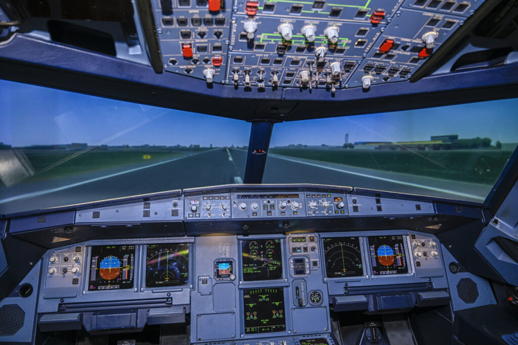 Brussels Airport pilot training centre under threat