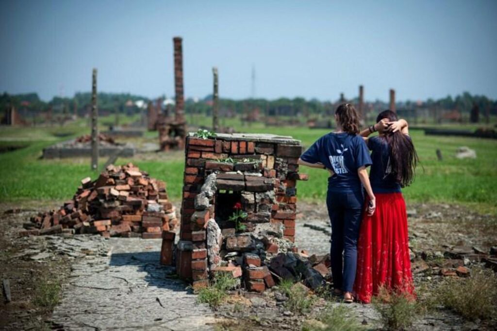 Austria to dedicate memorial to Roma genocide