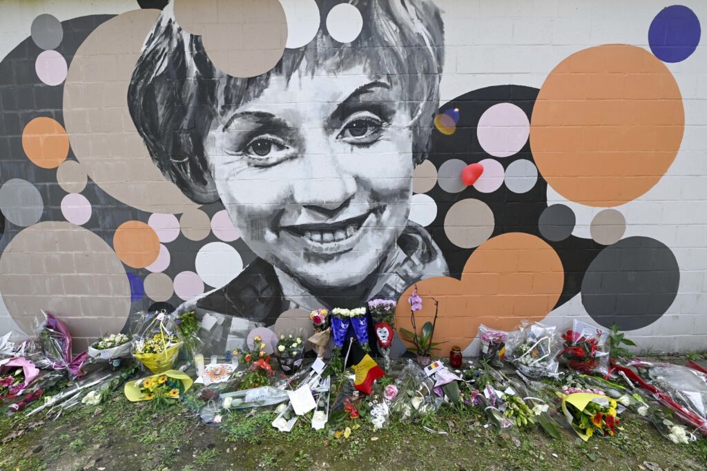 Fire destroys iconic Belgian singer's mural in Brussels