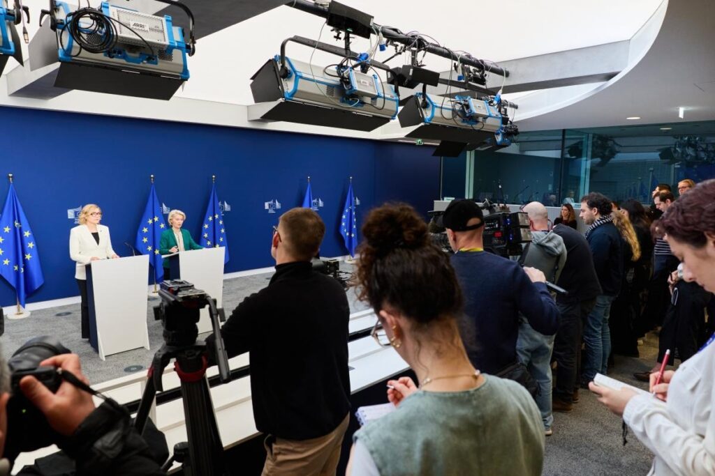 EU leaders unveil privacy-focused app to tackle age checks and online risks