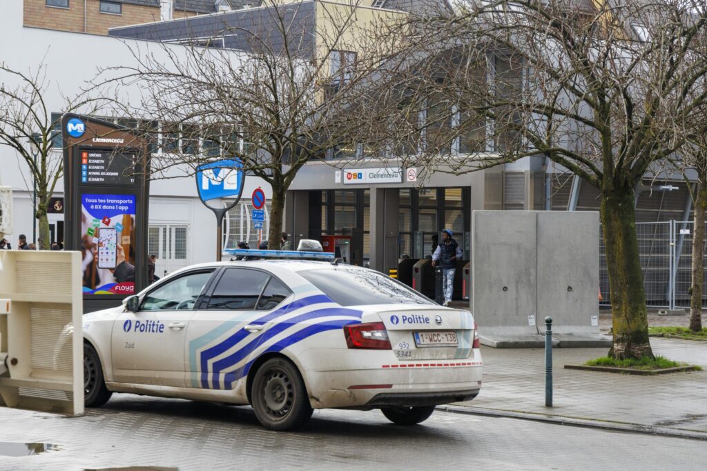 Brussels dating-app scammer risks one year in jail