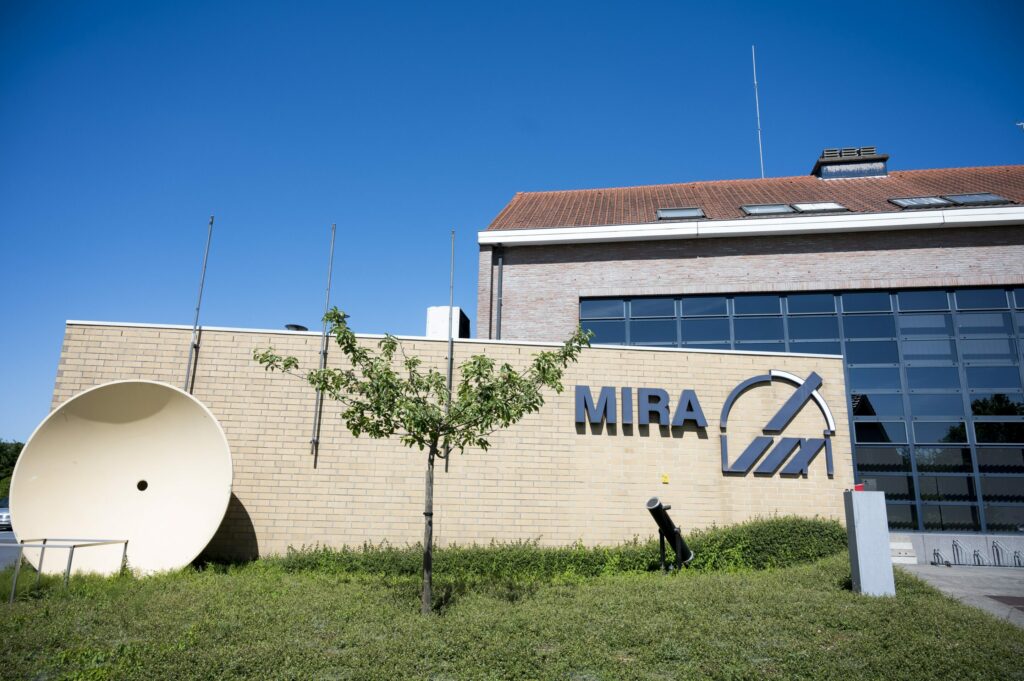 Fireball seen flying over Belgium on Sunday night