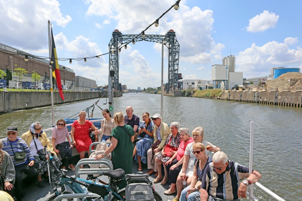 Brussels Waterbus to target tourists rather than commuters
