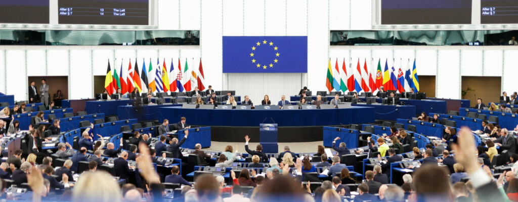 European Parliament approves e-privacy exemption for child-abuse investigations