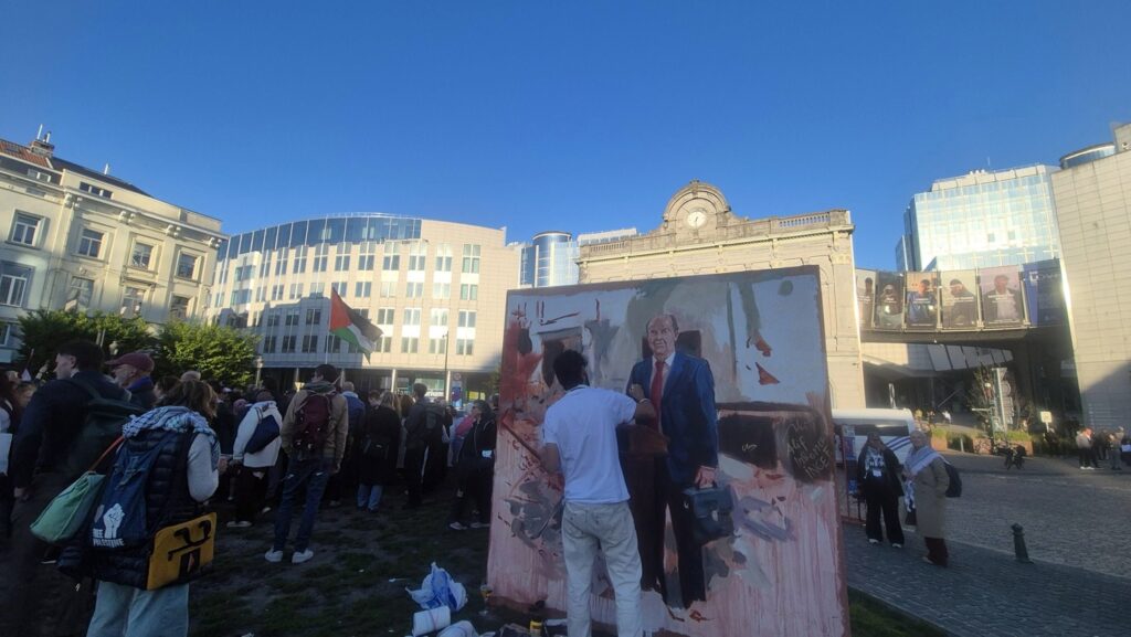 Hundreds march in Brussels in support of Palestine relief flotilla