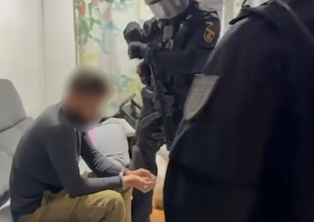 24 arrests in Spain-France raid on migrant smuggling network