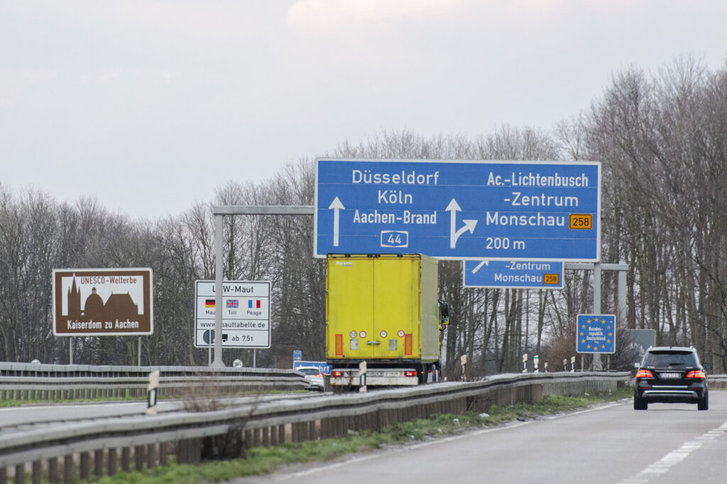 Two killed in private plane crash in Germany, near Belgian border