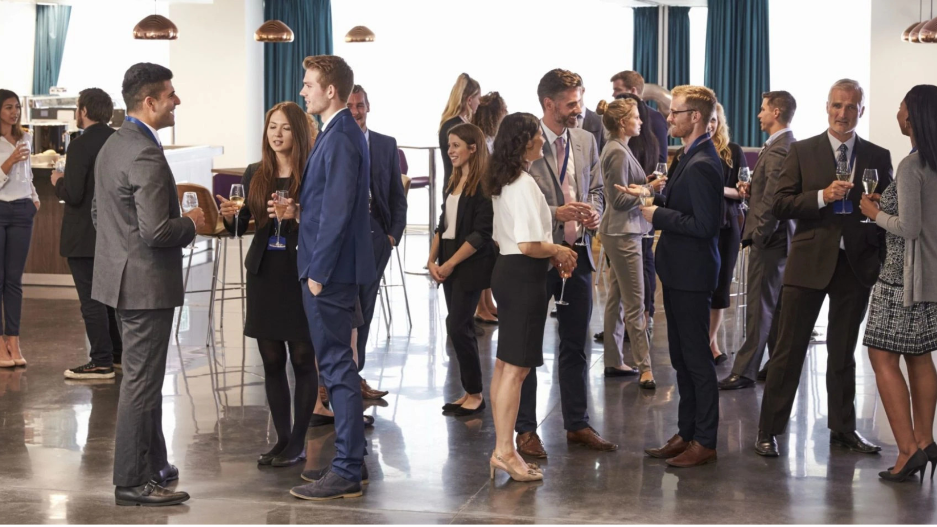 Why More senior professionals in Belgium are choosing Executive MBAs