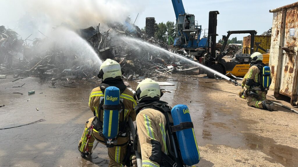 Large fire breaks out at waste treatment site in Brussels