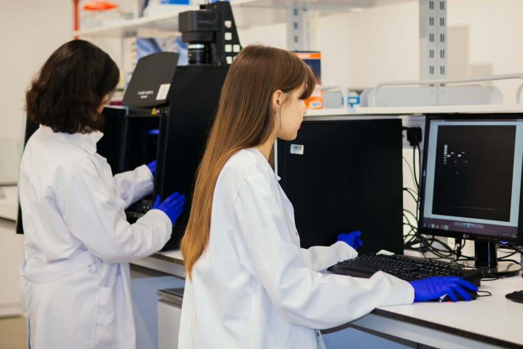 EU urged to fix gaps in research access and regional innovation links