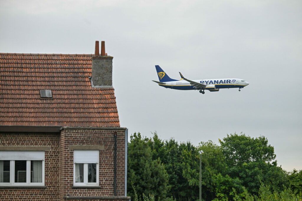'Crucke route': Brussels residents blast tripling of air traffic over city