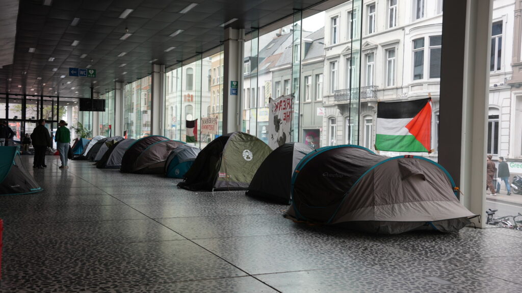 UGent rector to consult university occupiers on Monday
