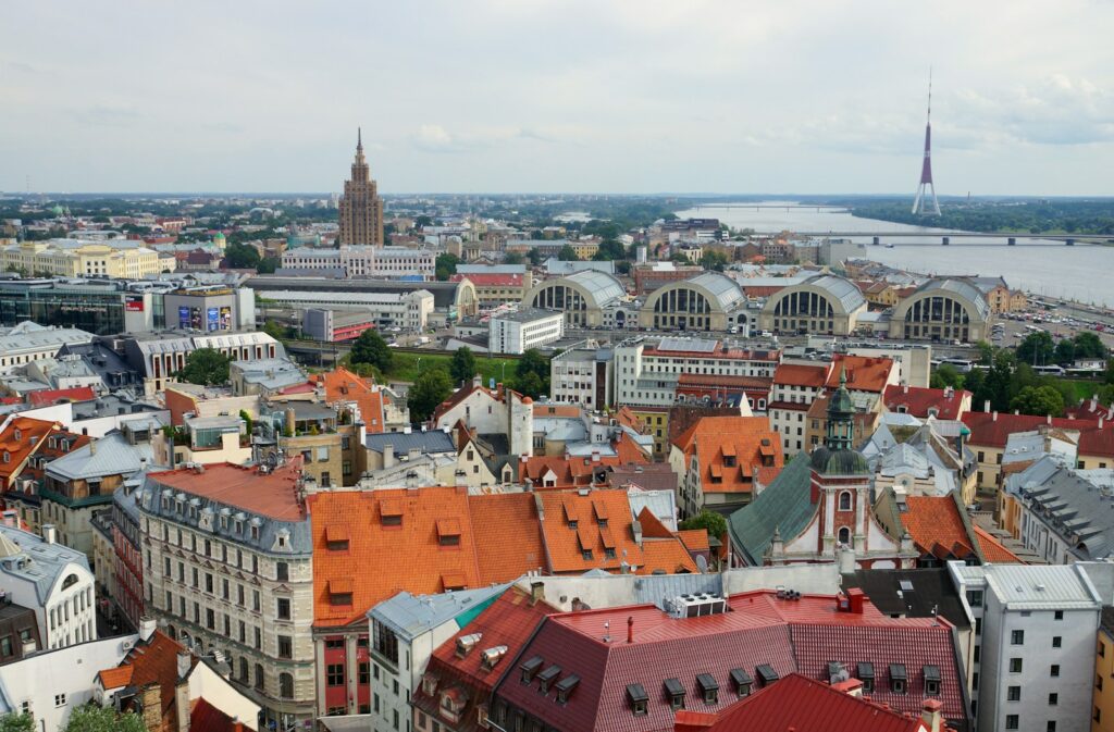 Baltic airspace incursions spark EU solidarity call amid Russian provocations