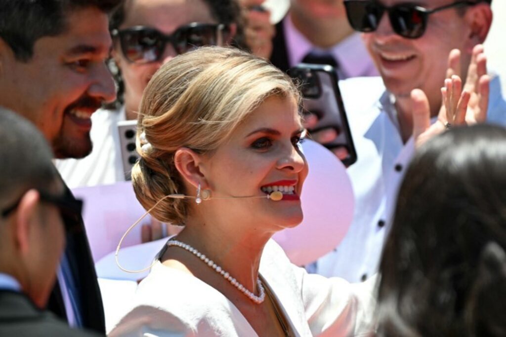 Laura Fernandez sworn in as Costa Rica's president