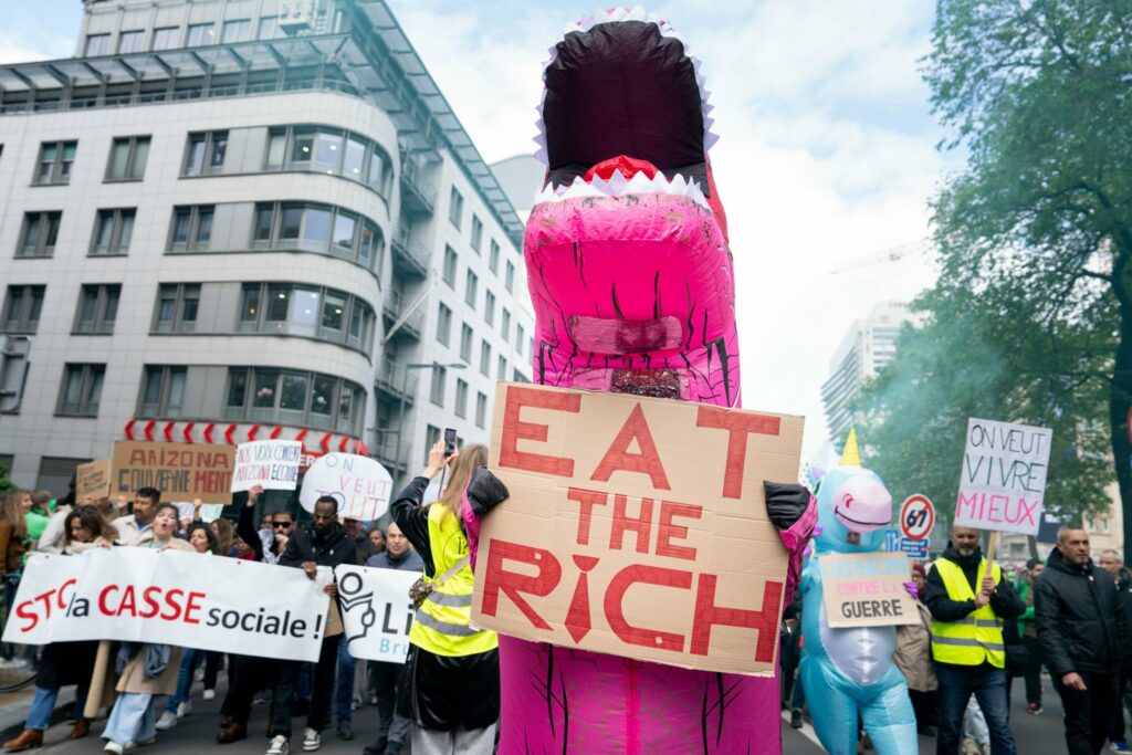 Entrepreneurial lobby accuses strikers of taking 'early weekend'