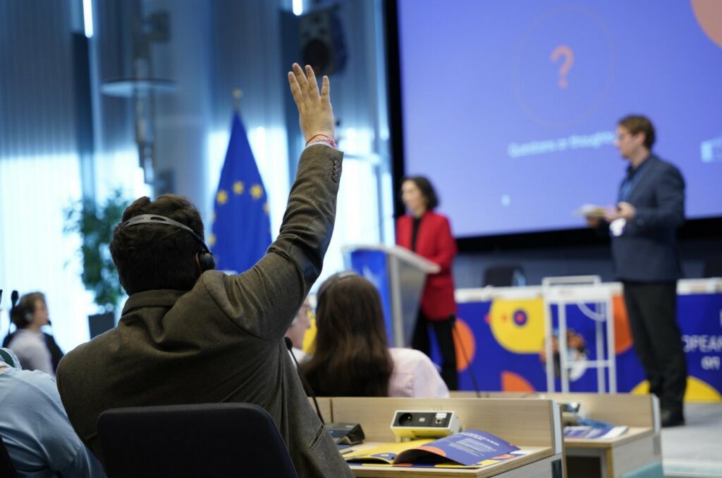 EU citizens shape crisis strategy as 150 voices deliver final thoughts in Brussels