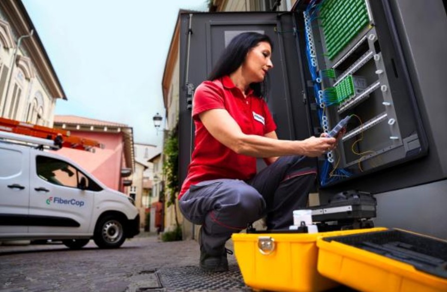 €1b fibre boost for southern Italy as EU backs ultrafast expansion