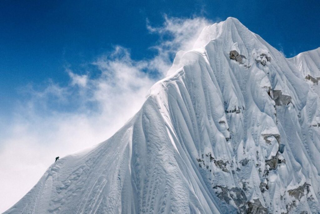 Nepalese climber sets new record by summiting Everest for 32nd time