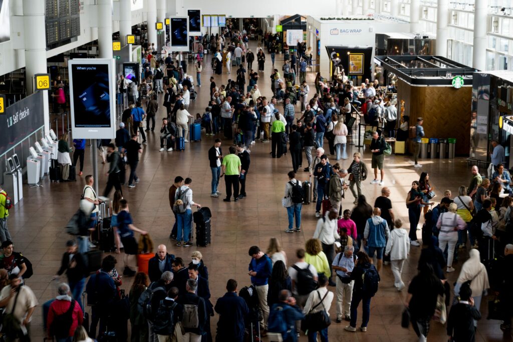 Brussels Airport passengers face four-hour queues due to EU border control rules