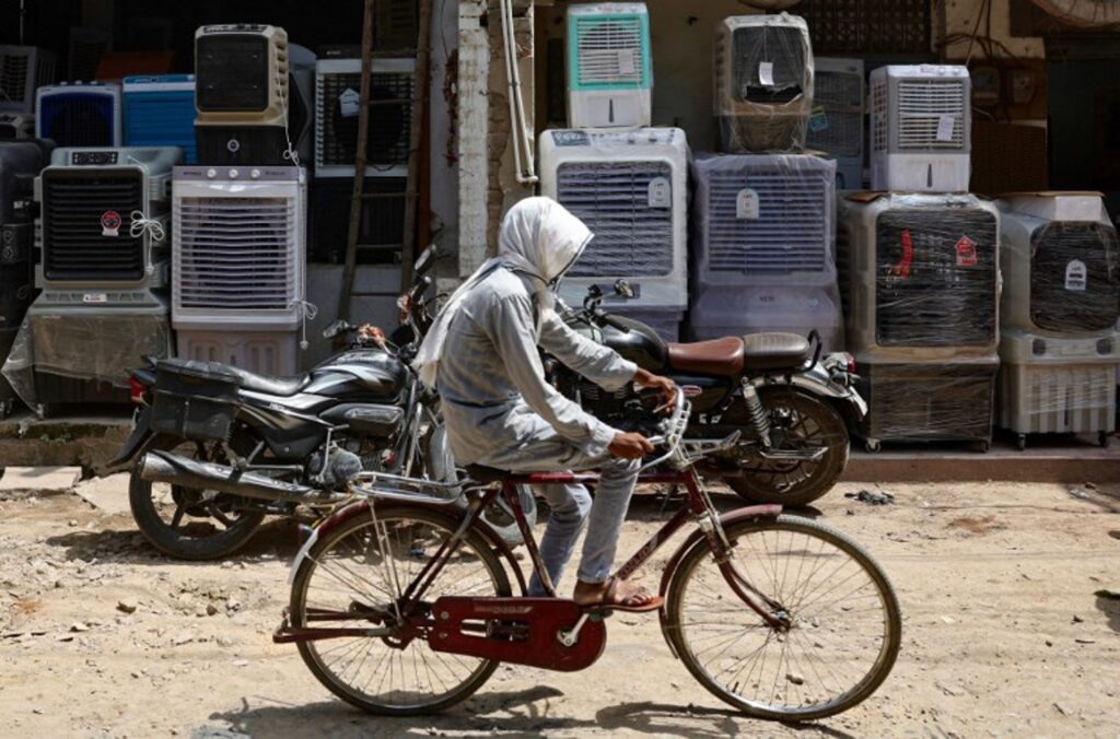 Number of dangerously humid hot days has more than doubled in 50 years