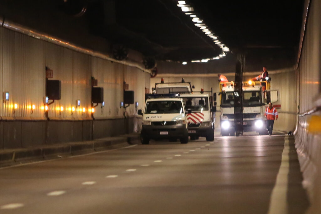 Brussels cracks down on oversized lorries entering city's tunnels