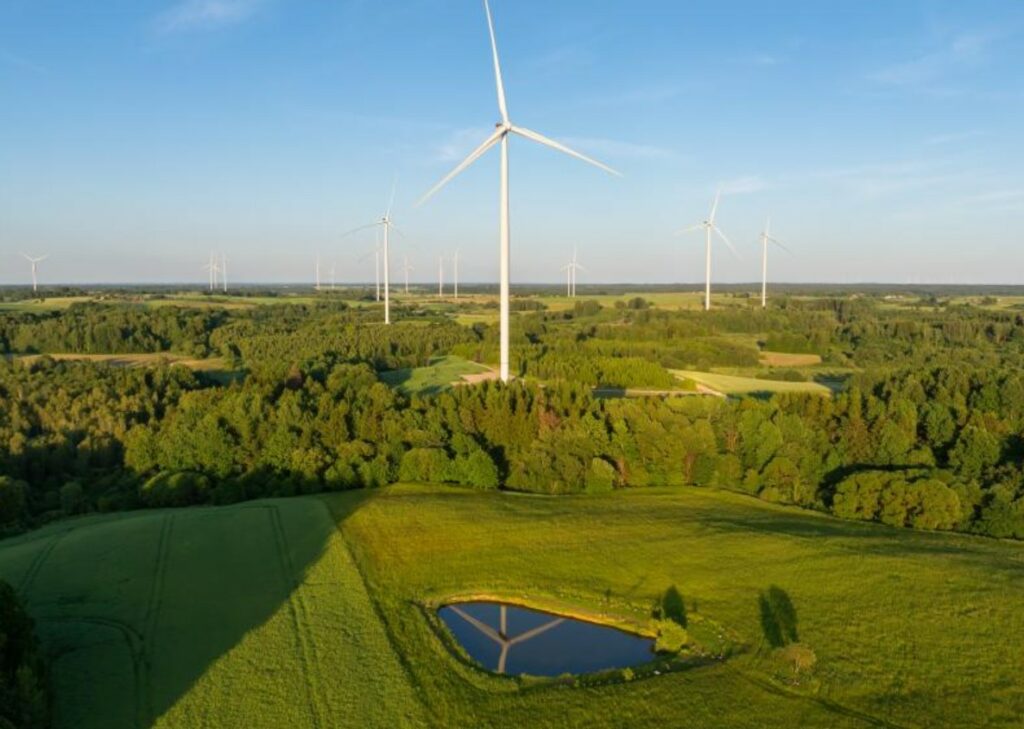 Lithuania's largest wind farm secures €250m in unsubsidised EU-backed financing